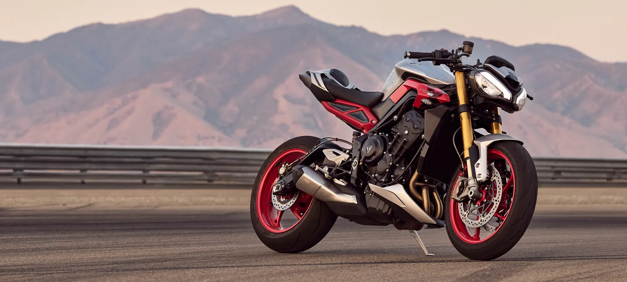 custom-slideshow-image-desktop-block_FhYBeW